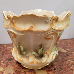 Lovely Antique jardiniere with beautiful poppies in soft pastel colours. Please note that it is being sold in as found condition, please view photos as they help form part of the description.