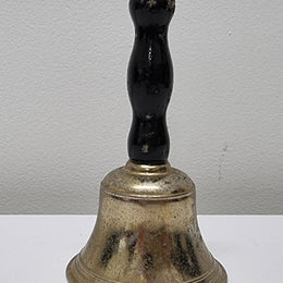 Wooden handled brass bell. It is in good original condition and has been sourced locally. Please view photos as they help form part of the description.