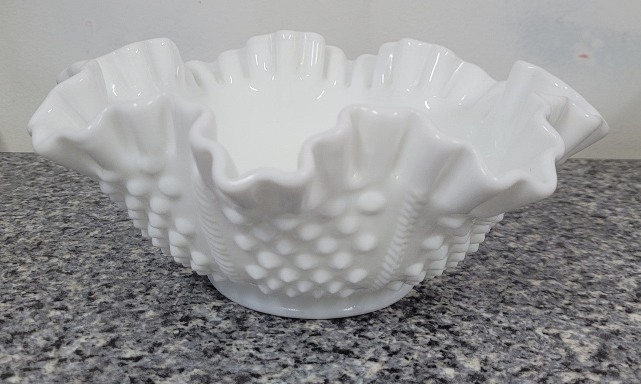 Charming frilled edge “Fenton” milk glass bowl. It is in good original condition, please view photos as they help form part of the description.