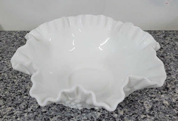 Charming frilled edge “Fenton” milk glass bowl. It is in good original condition, please view photos as they help form part of the description.